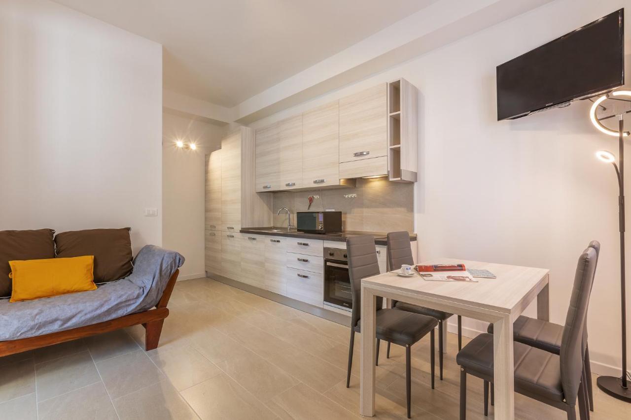 San Donato Fiere Essential Apartment W/Parking Bologna Buitenkant foto